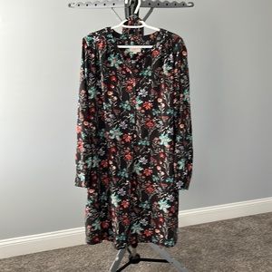 Long sleeve womens LOFT dress, with belt.